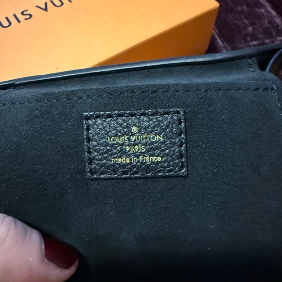 Louis Vuitton Black and Cream Mini Bag - Picture 5 of 7